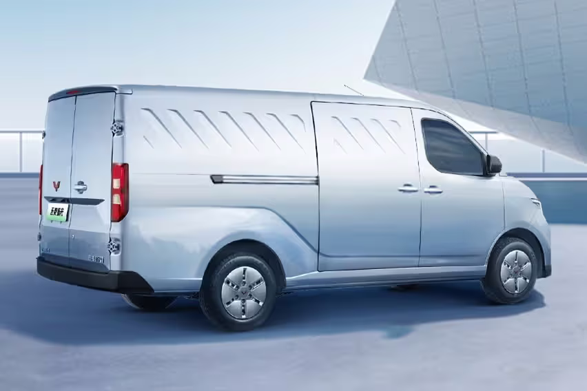 Spesifikasi Wuling EV Van Pakai Pintu Geser, Bisa Tempuh 400 Km
