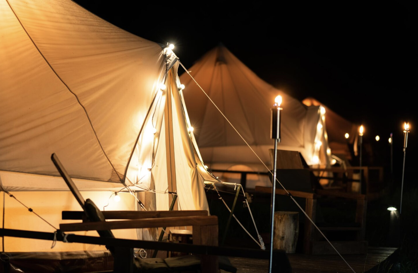Tren Glamping untuk Liburan Anti-Mainstream