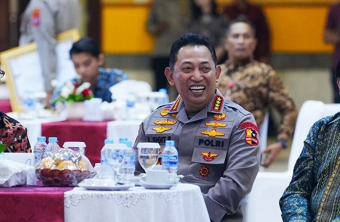 Kapolri Siap Mundur Jika Terlibat Judi Online, Tegaskan Komitmen Berantas Sampai Akar