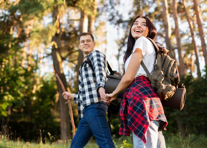 5 Aktivitas Seru untuk Habiskan Waktu dengan Pasangan Tanpa Gadget