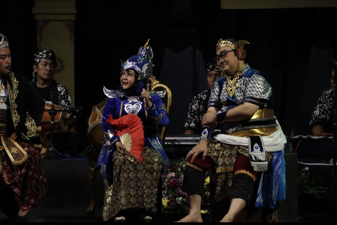 Biothoprak Ala Fakultas Biologi UGM “Ande-Ande Lumuten” Singgung Isu MBG