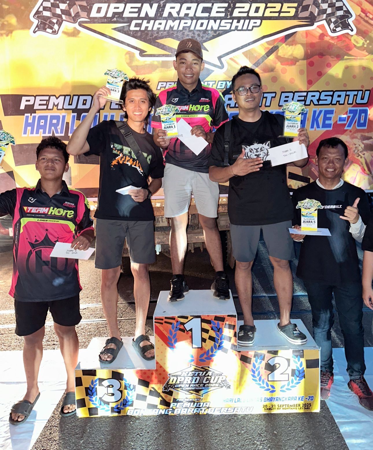 Peringatan Hari Lalu Lintas Ke-70, Anggota Polri Borong Juara di Kejuaraan Balap Motor Bontang