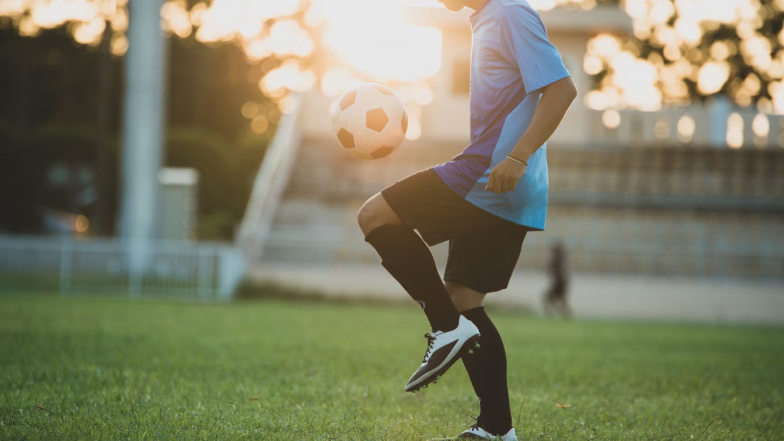 Sepak Bola: Bahasa Universal yang Menghubungkan Masyarakat di Seluruh Dunia