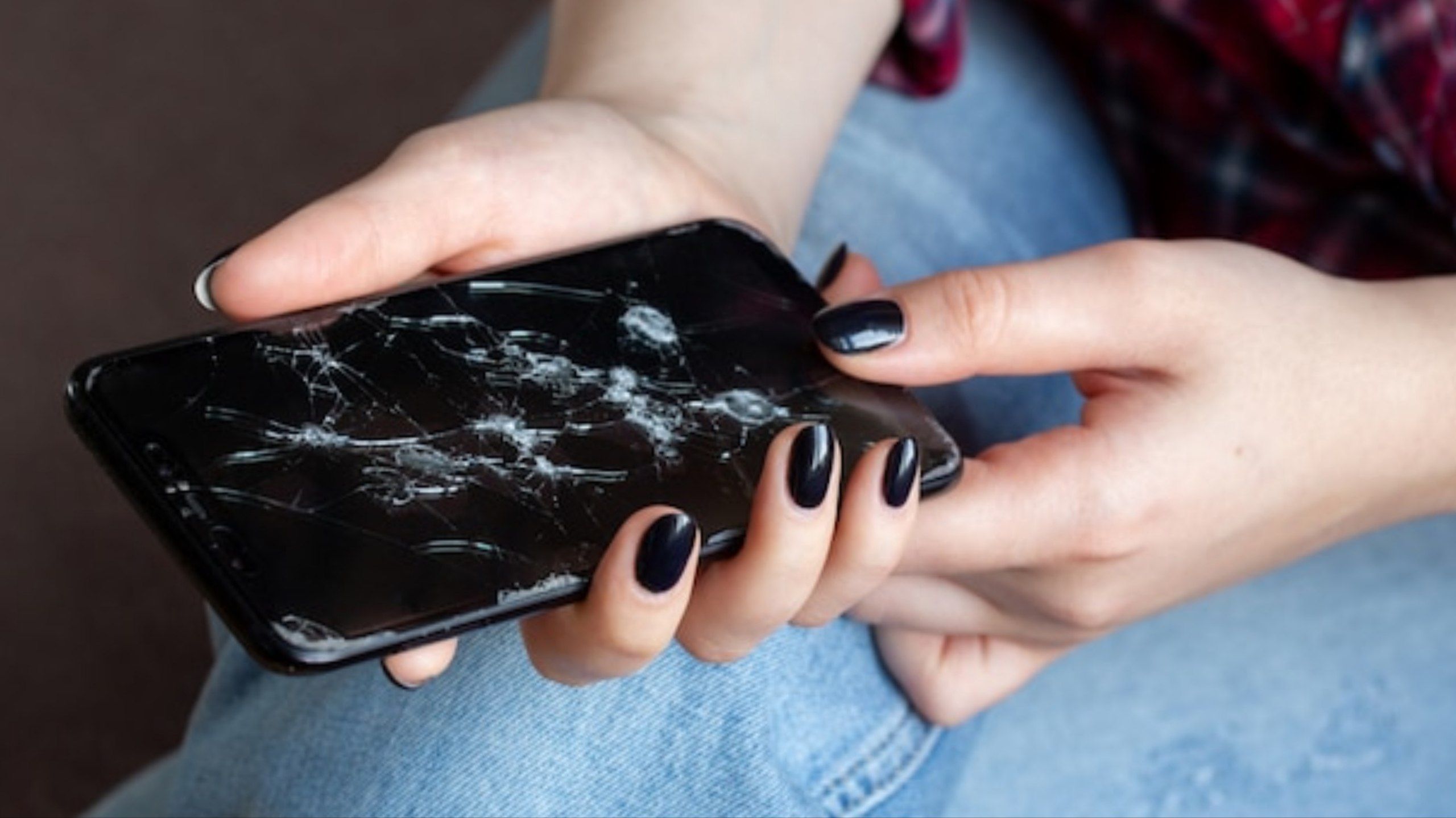 5 Arti Mimpi Handphone Rusak Menurut Primbon Jawa, Pertanda Apa?