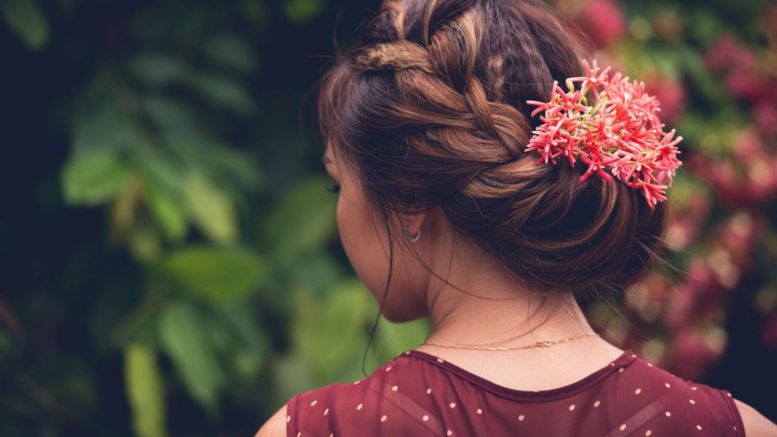 Tren Hairstyles Wanita di Indonesia: Dari WAG hingga Media Sosial