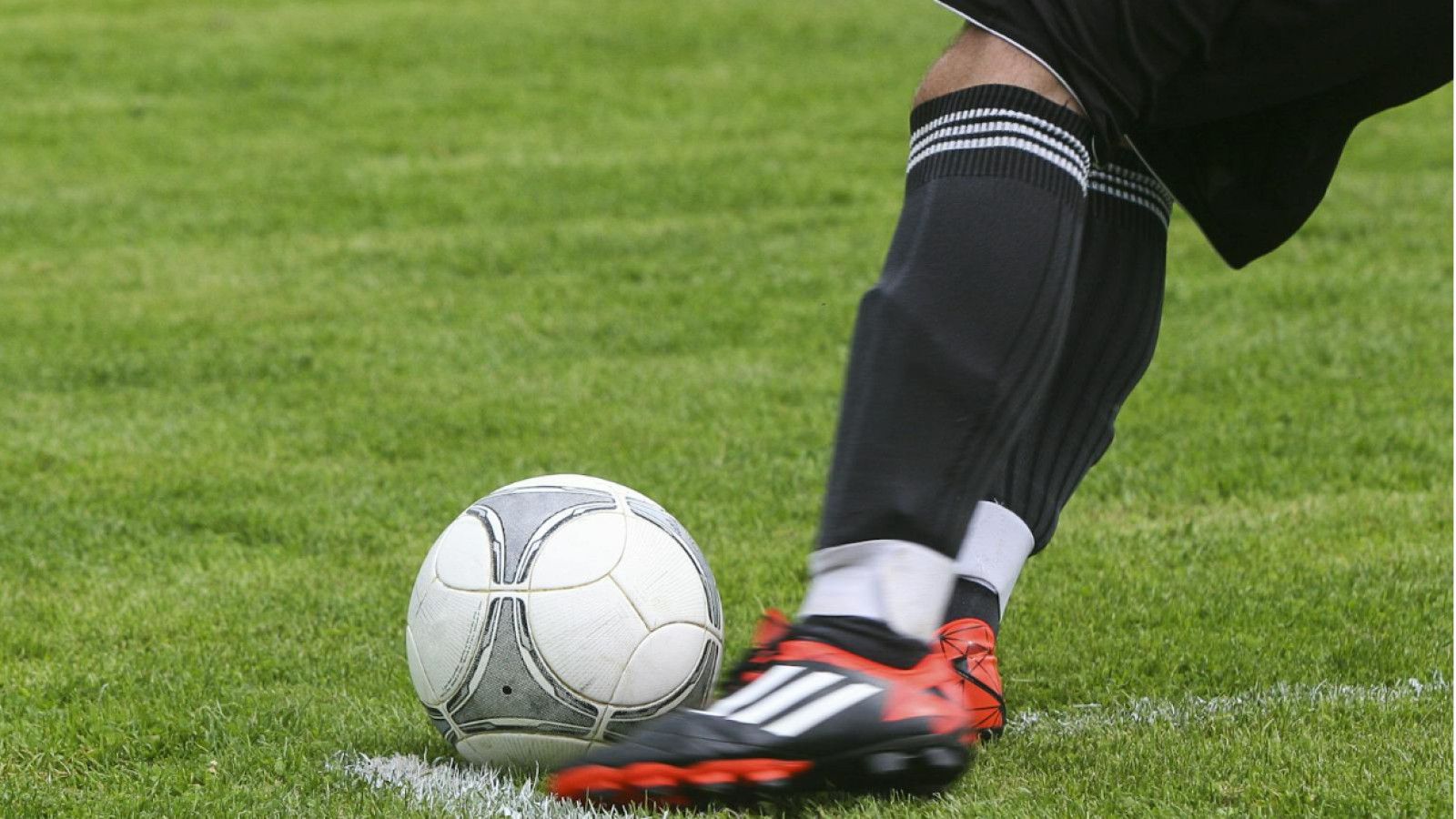 Sepak Bola: Olahraga Global yang Mengubah Budaya dan Ekonomi