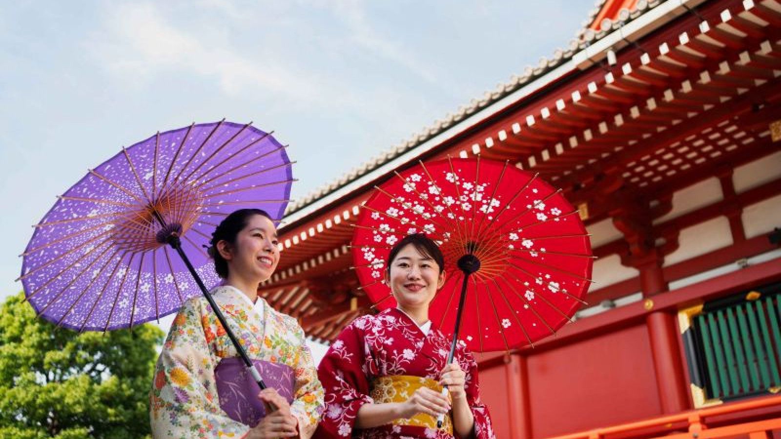 Perbandingan Budaya Jepang dan Indonesia: Nilai Kedisiplinan dan Kebersamaan