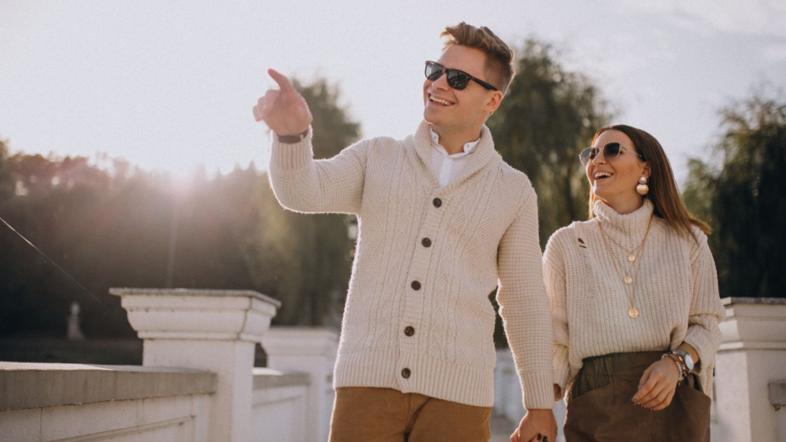 Tren Couple Outfit: Inspirasi Selebriti TikTok di Indonesia