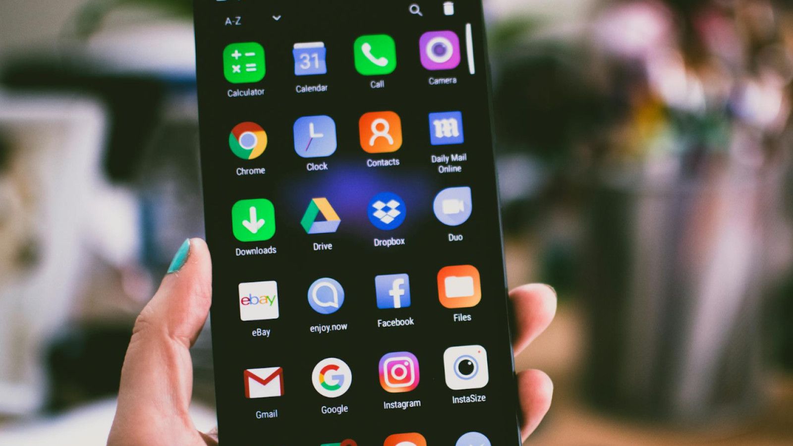 Pentingnya Literasi Digital di Era Teknologi Informasi