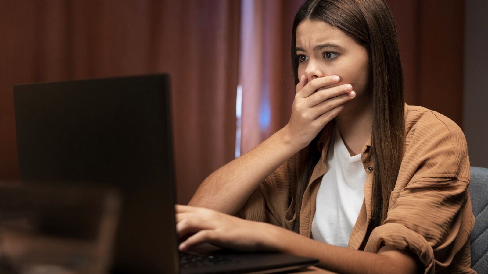 Cyberbullying di Tempat Kerja: Tantangan di Era Kerja Jarak Jauh