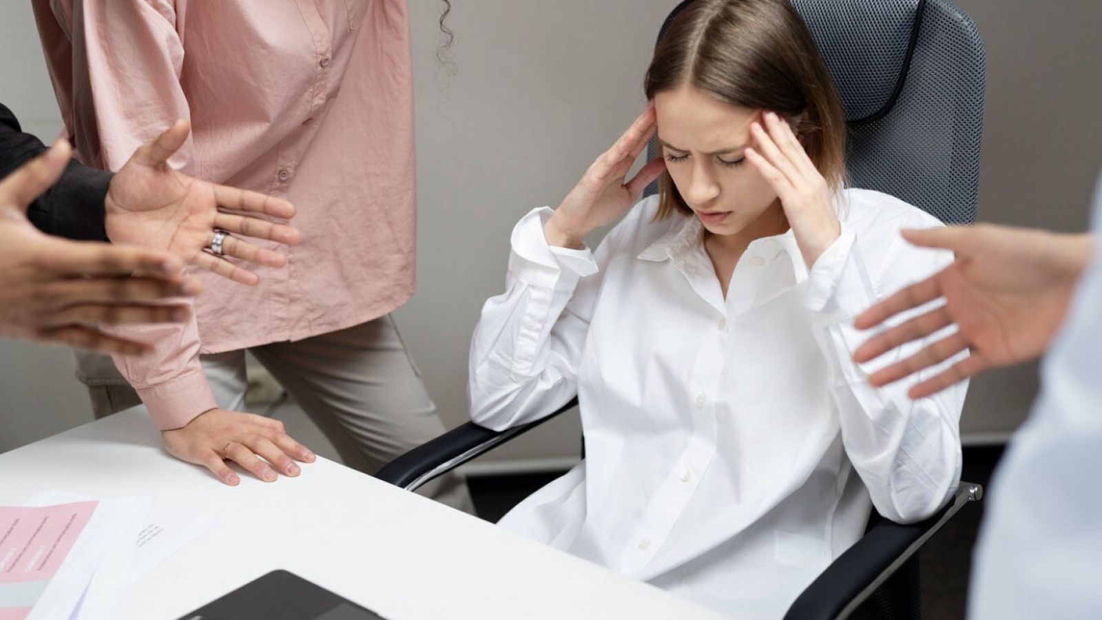 Fenomena Imposter Syndrome di Kalangan Profesional Indonesia