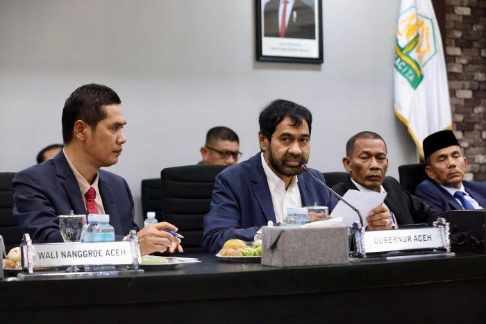 Gubernur Aceh Ultimatum Tambang Ilegal: 2 Minggu Angkat Kaki dari Hutan!