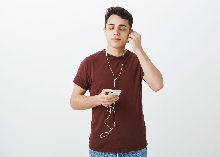 Biar Awet, Ini 7 Cara Merawat Headset Kabel yang Sering Diabaikan