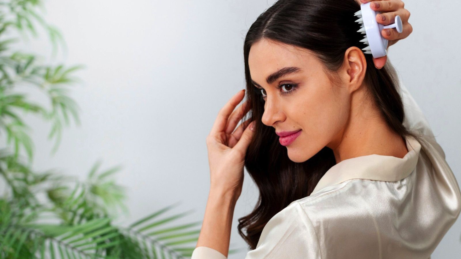 Perawatan Rambut Alami: Solusi Optimal dengan Bahan yang Mudah Ditemukan
