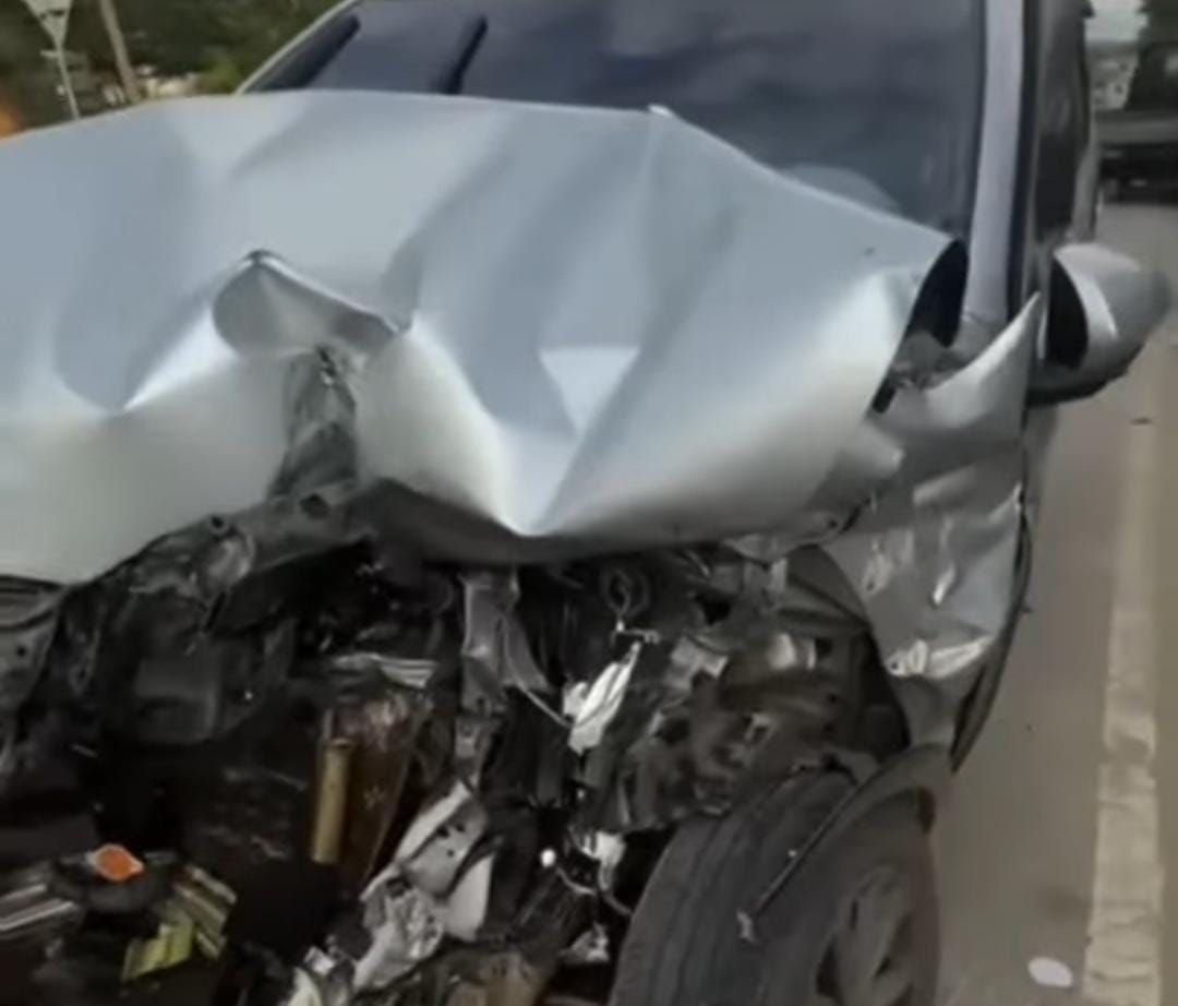 Mobil Hilang Kendali, Kecelakaan Beruntun di Kolaka Sebabkan Korban Luka Serius
