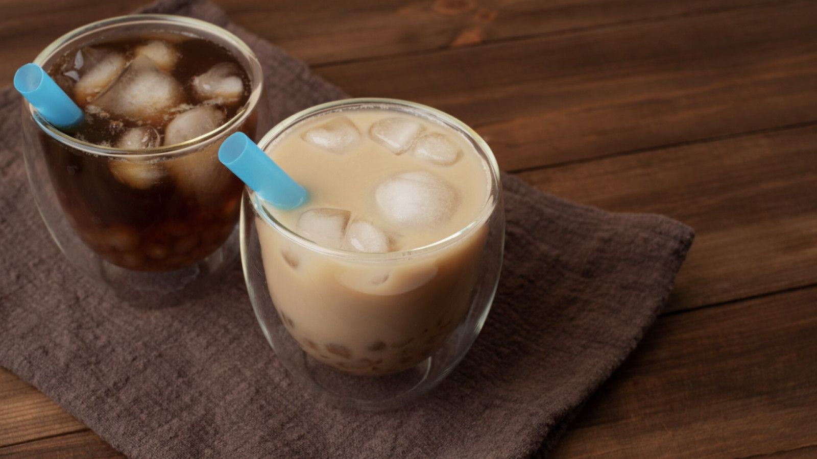 Membuat Es Kopi Gula Aren: Minuman Kekinian yang Mudah dan Lezat