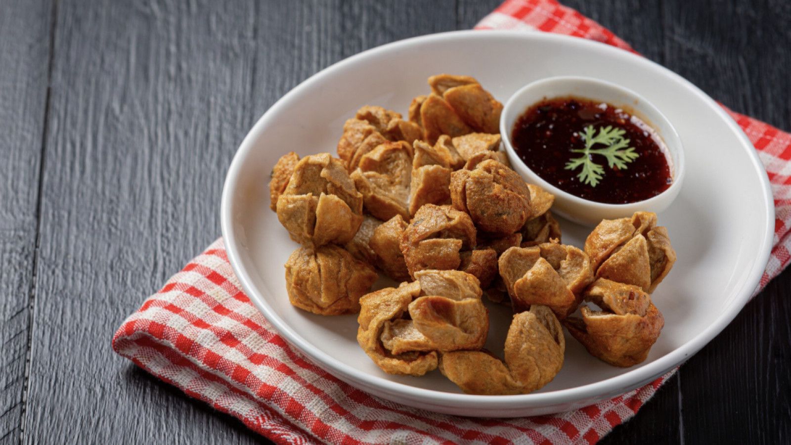 Menikmati Tahu Walik Crispy: Camilan Khas Malang yang Populer
