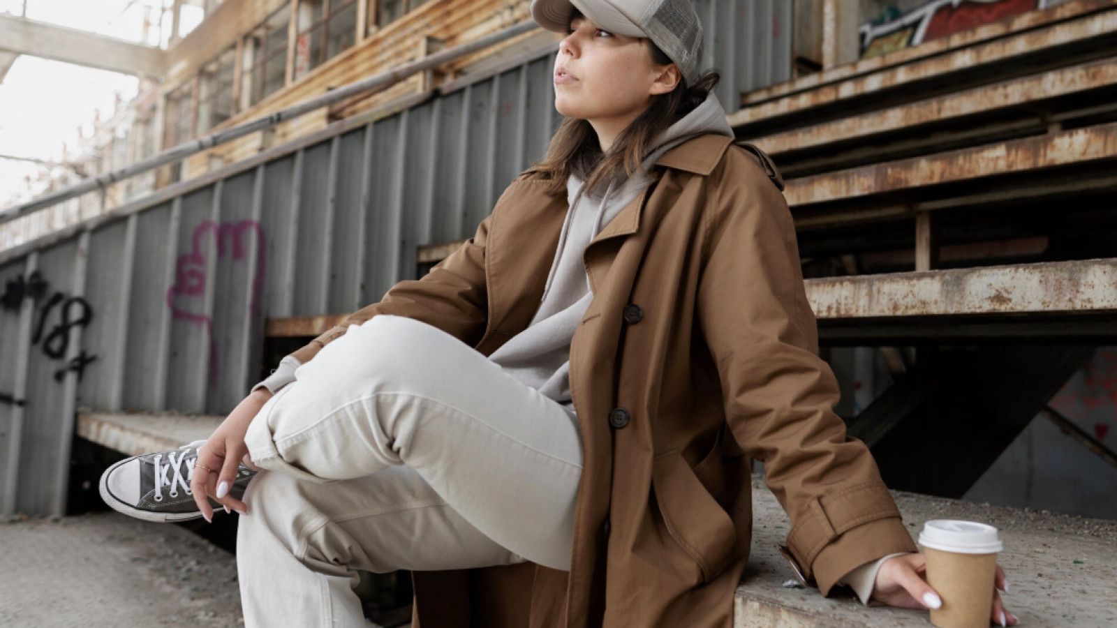 Tren Fashion Oversized di Kalangan Anak Muda Indonesia