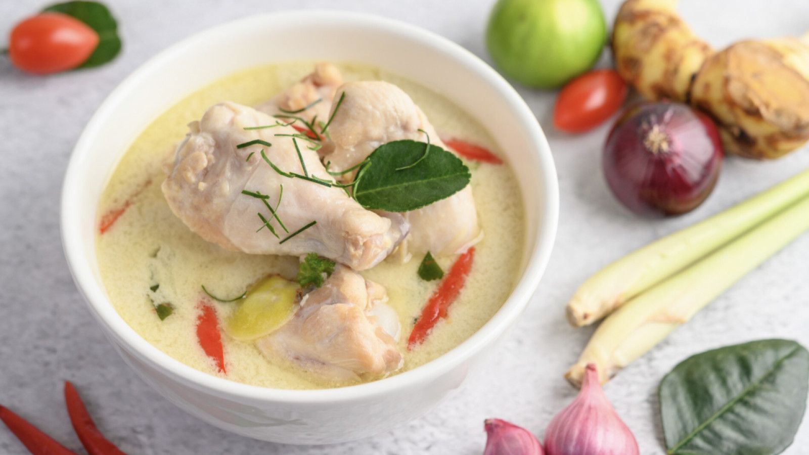 Sup Ayam Hangat: Pilihan Sederhana di Malam Sejuk