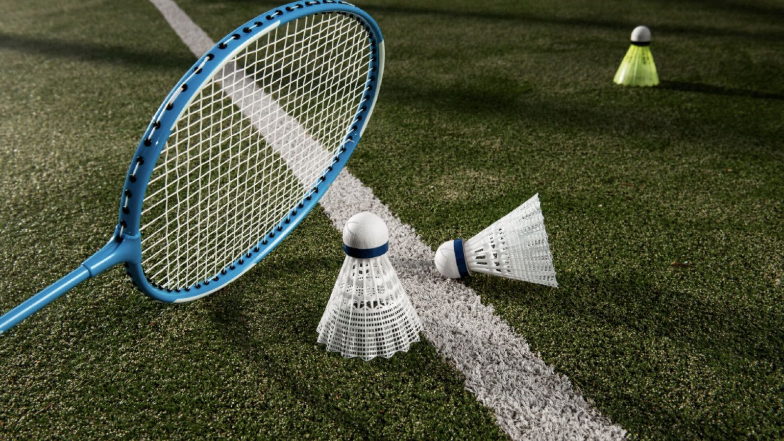 Tips Meningkatkan Stamina dalam Bermain Badminton