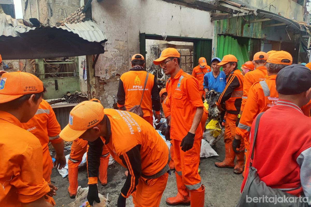 Pemprov DKI Dapat Apresiasi atas Tanggap Darurat Kebakaran di Tangki