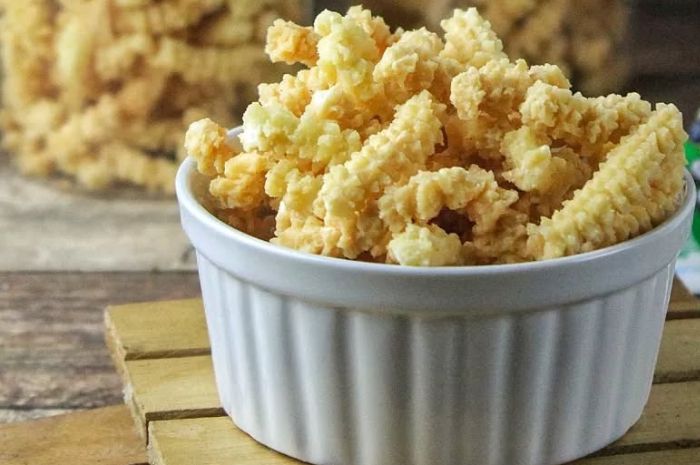 4 Resep Kue Akar Kelapa Renyah dan Gurih, Dijamin Anti Gagal!