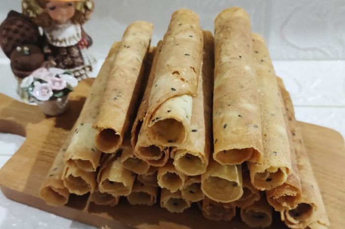 4 Resep Kue Semprong Lipat dan Gulung, Cocok untuk Jualan!