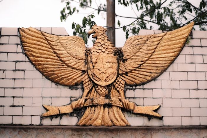111 Caption Singkat Hari Kesaktian Pancasila, Bahasa Inggris!