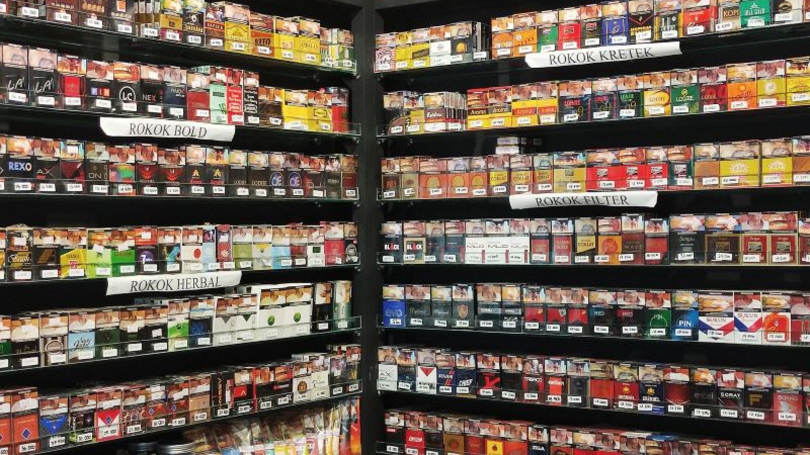 Pedagang DKI Jakarta Tolak Rancangan Peraturan Daerah Kawasan Tanpa Rokok