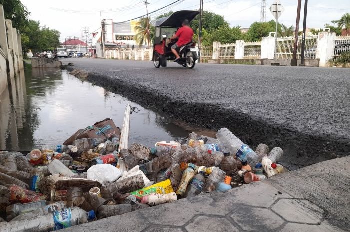 Kedapatan Buang Sembarangan di Kota Gorontalo Bisa Kena Denda Rp10 Juta