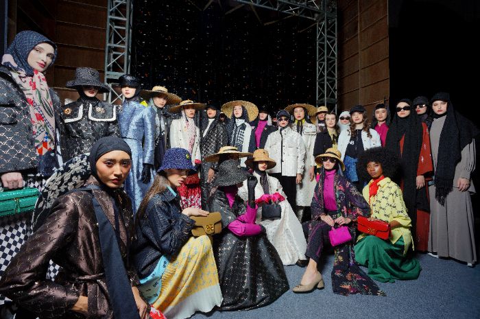 ISSA GROUP Satukan Identitas VIVIZUBEDI, BRAND NO BRAND NEW YORK, dan MAYYECH dalam Synthesis di Fashion Nation 2025