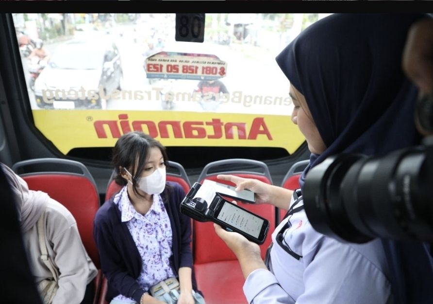 Transportasi Umum Jateng Makin Modern dengan Sistem Pembayaran Non Tunai