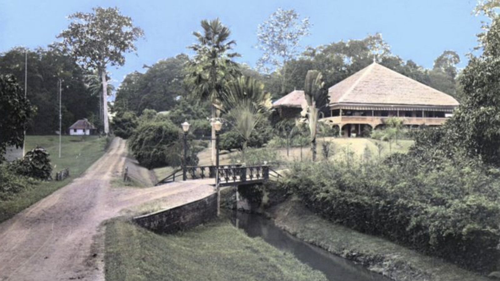 Tembakau Deli: Sejarah, Ekonomi, dan Budaya di Medan