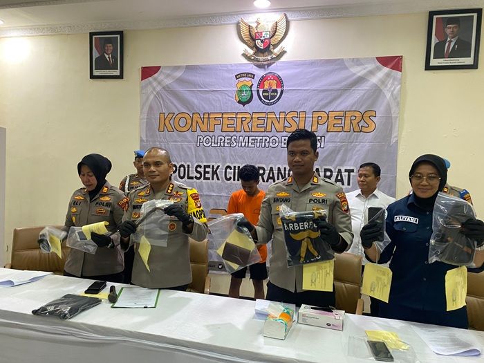 2 Tukang Cukur di Bekasi Ribut karena Rebutan Wanita, Salah Satunya Tewas Dihujani Tikaman!