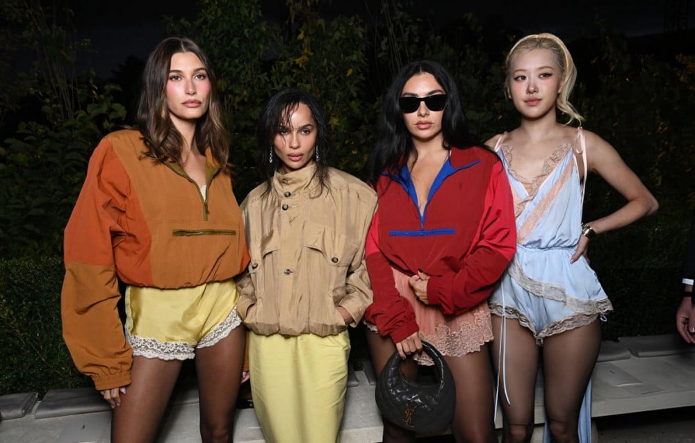 Majalah Fashion Ternama Dihujat Blink, Potong Foto Rose Blackpink Saat di Acara Fashion Show