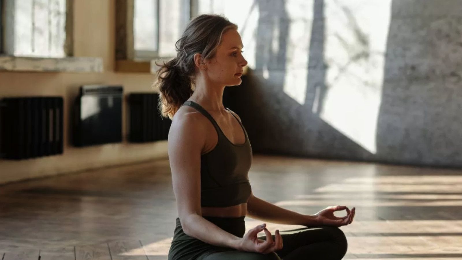 Meditasi Gerak: Gabungan Gerakan Fisik dan Fokus Mental untuk Kesehatan Optimal