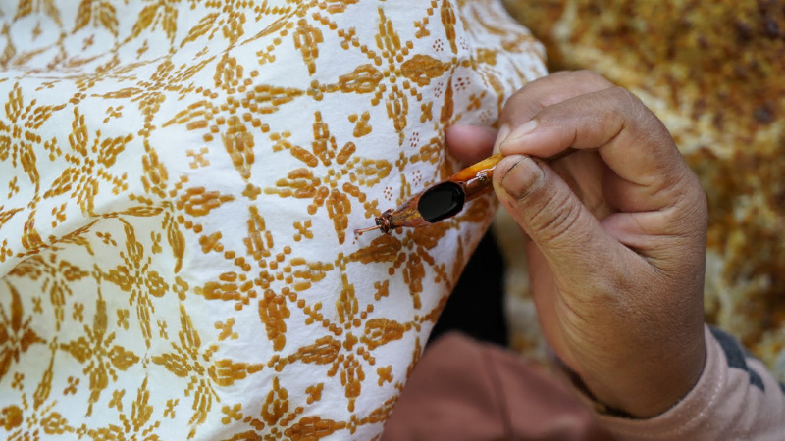 Perayaan Hari Batik Nasional: Menghormati Warisan Budaya Indonesia