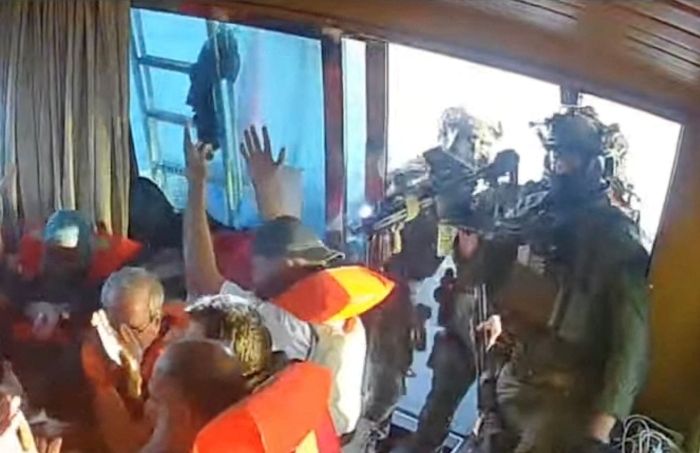 Israel Cegat 13 Kapal Bantuan ke Gaza, 8 Warga Malaysia Diculik