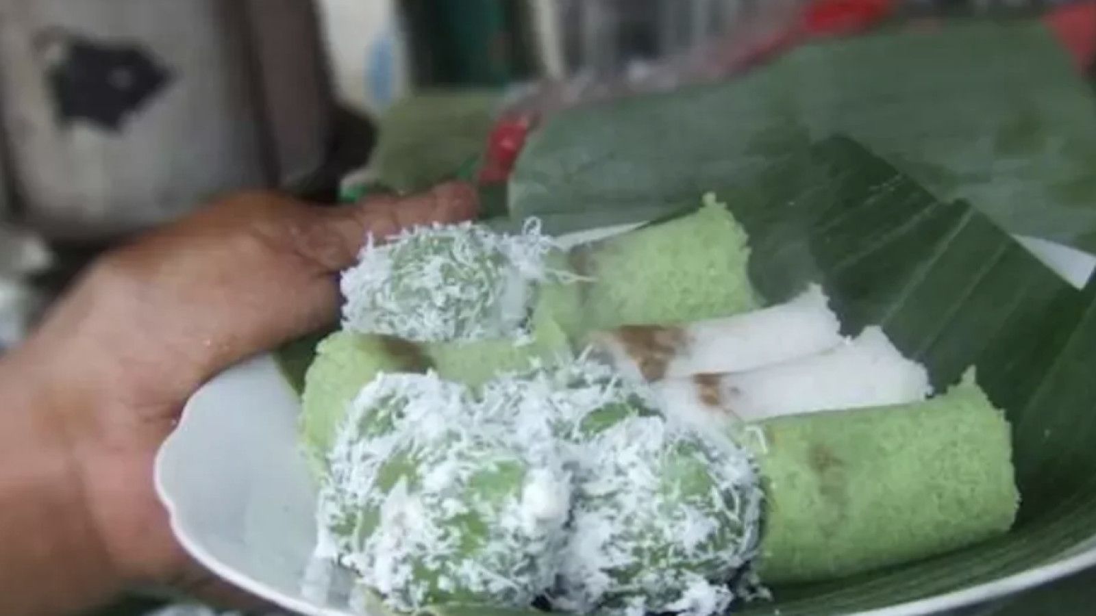 Kue Klepon: Resep Tradisional yang Menggoda Selera