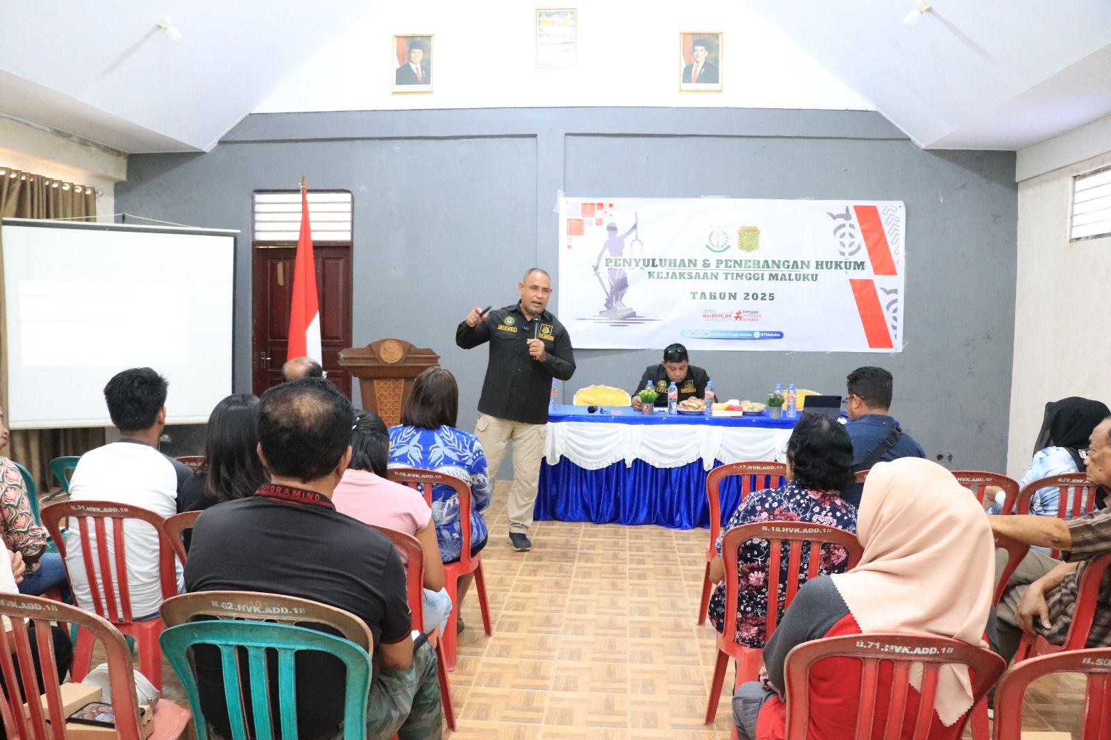 Cegah Korupsi, Jaksa Ajar Raja-Saniri di Ambon Kelola Dana Desa