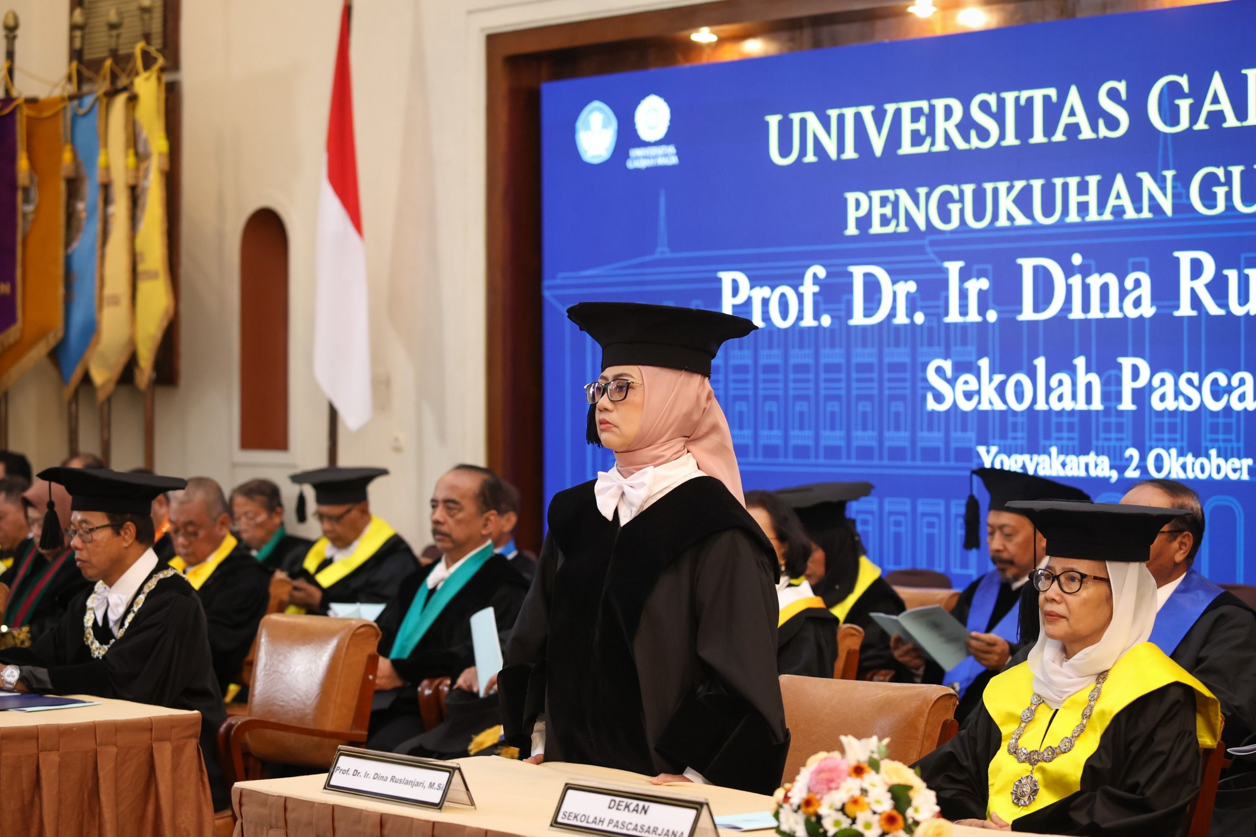 Prof. Dina Ruslanjari Dikukuhkan Jadi Guru Besar Ilmu Lingkungan UGM, Soroti Peran Komunitas Lokal dalam Manajemen Bencana