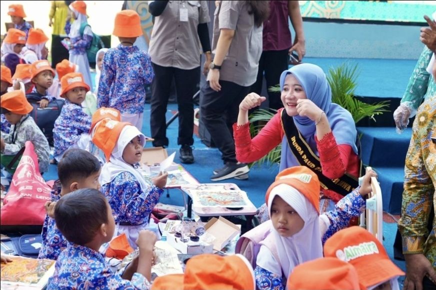 Batik dari Tangan Kecil: Anak PAUD Jateng Meriahkan Hari Batik Nasional