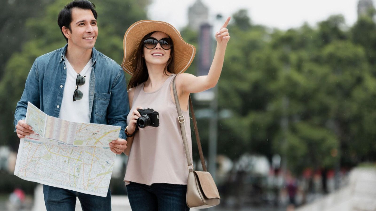 Mengapa Traveling Mini Jadi Pilihan Populer Pasangan di Era Modern