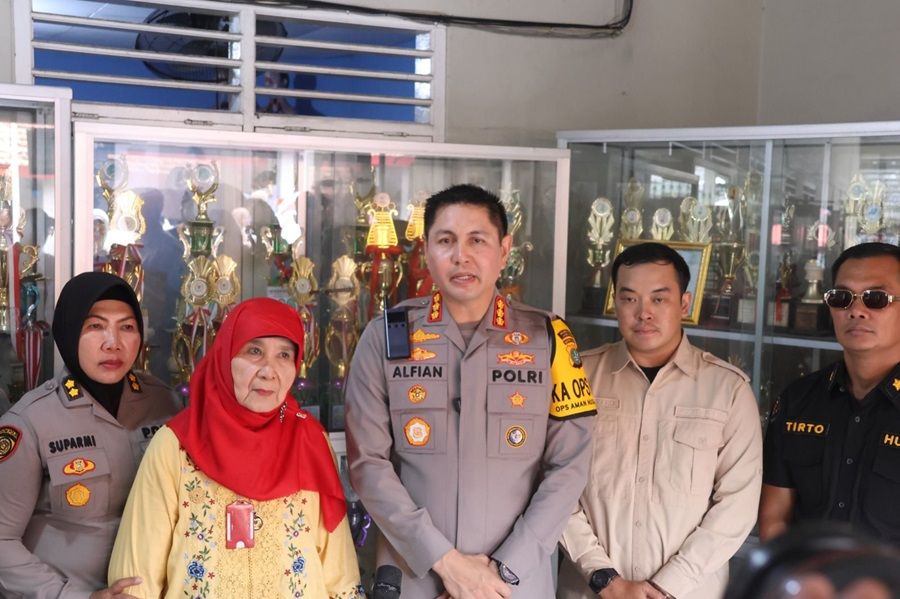 Pasca Keracunan Massal, Kapolres Tinjau Langsung MBG di Jakarta Timur