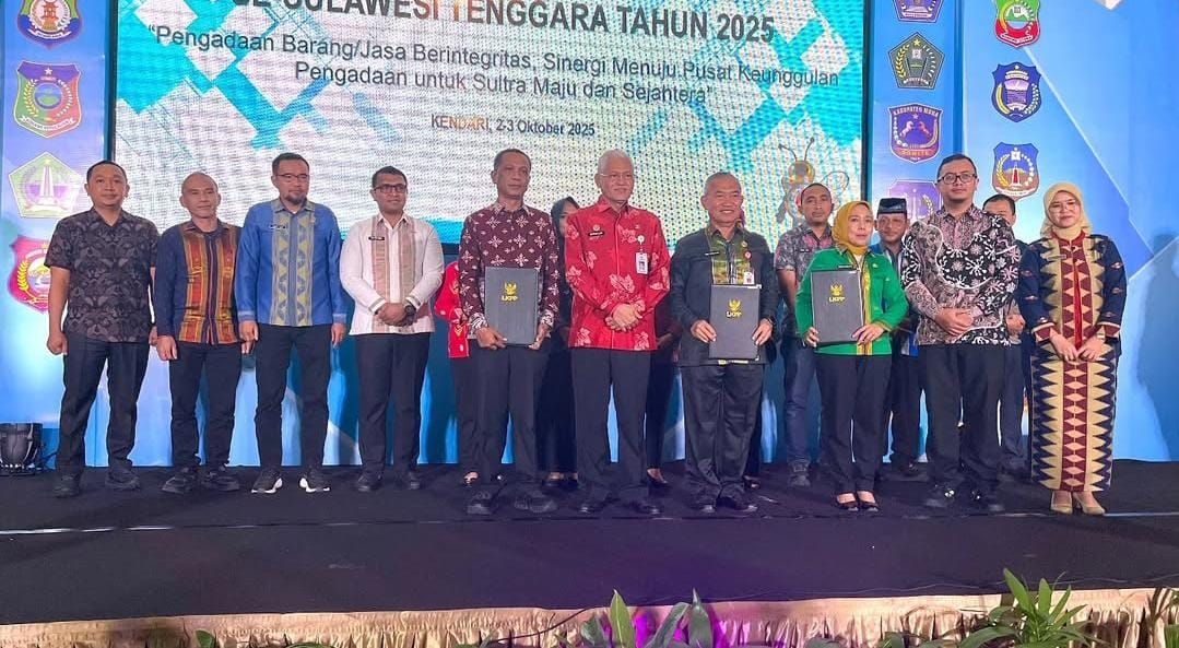Kendari Raih Penghargaan UKPBJ Pro Aktif pada Rakor Pengadaan Barang Jasa Sultra 2025