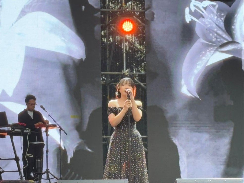 Bernadya Tampil Memukau di Synchronize Fest 2025, Bikin Penonton Hanyut dalam Emosi