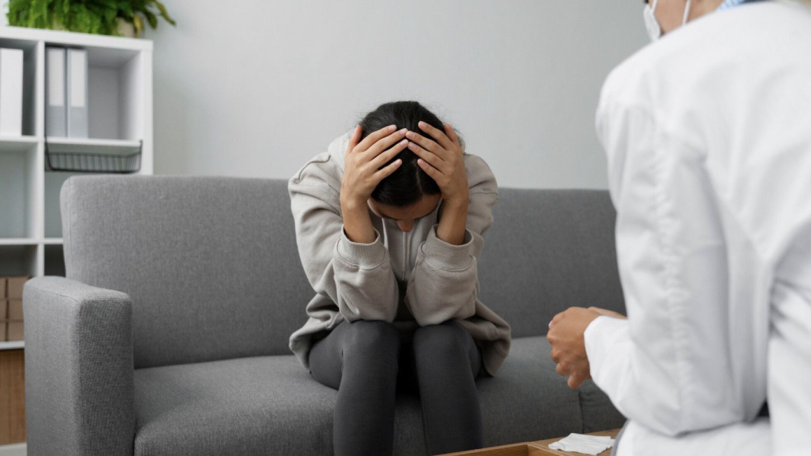 Memahami Skizofrenia: Gangguan Mental yang Sering Disalahpahami