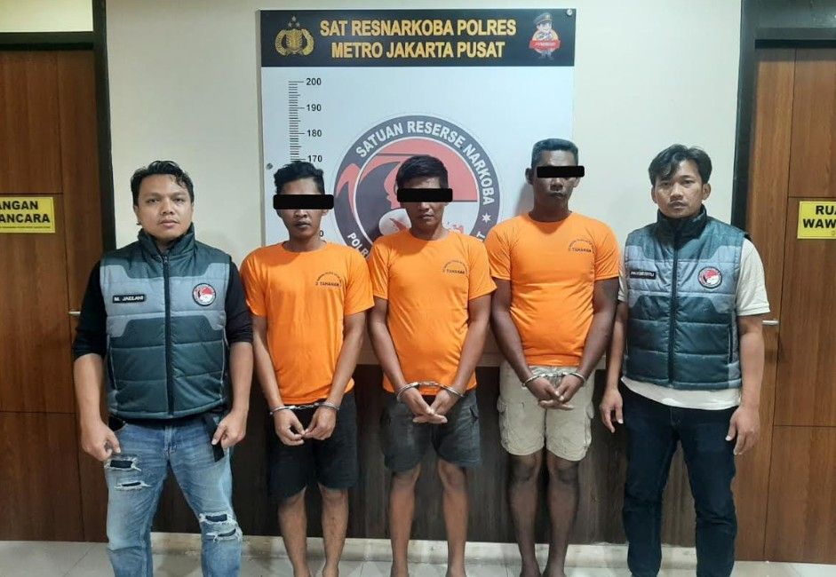 Modus Angkut Jeruk di Tol Japek, Polisi Temukan Truk Bawa 12 Kg Sabu-Sabu