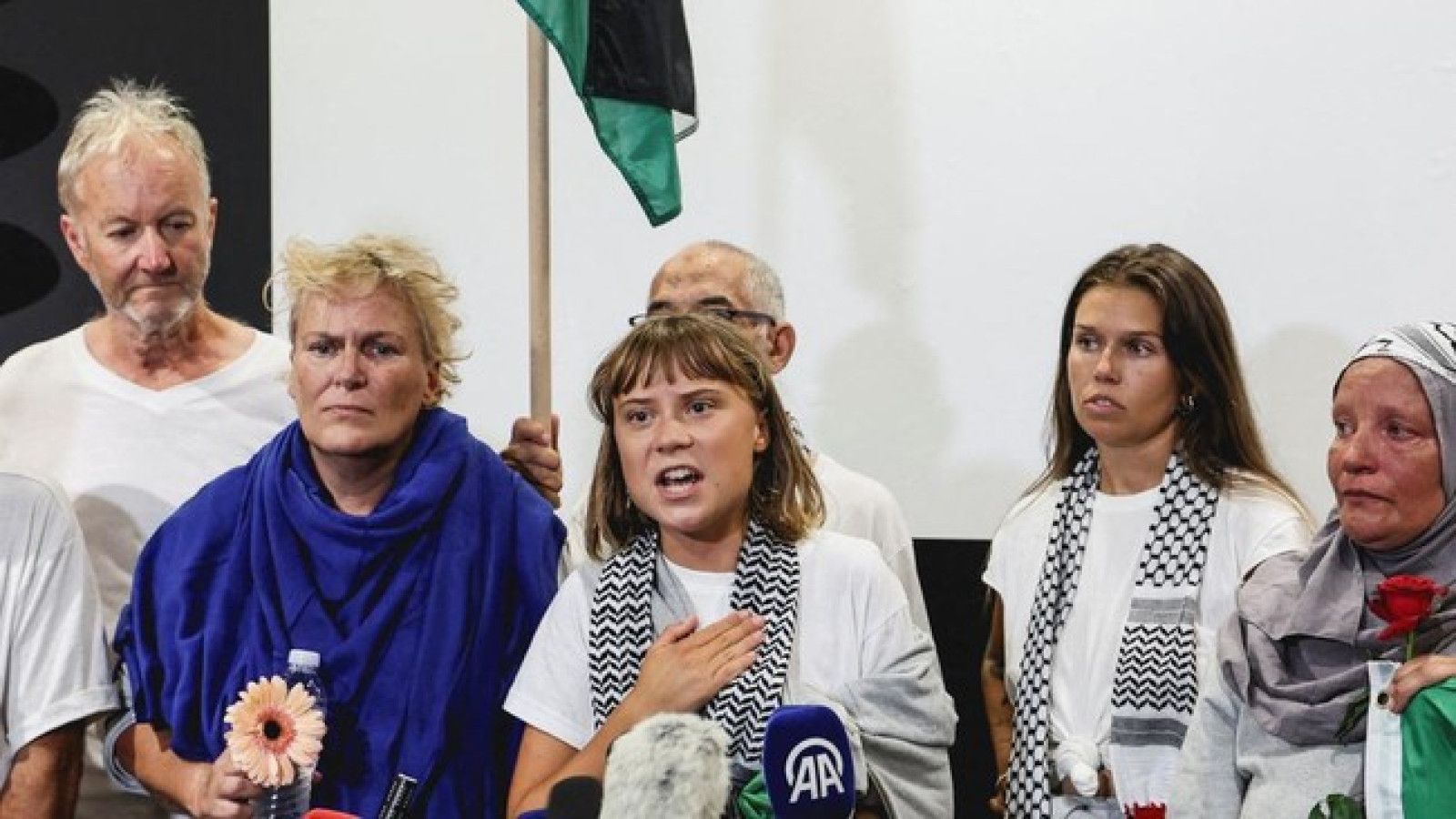 Greta Thunberg dan Global Sumud Flotilla Tiba di Yunani Setelah Dideportasi Israel
