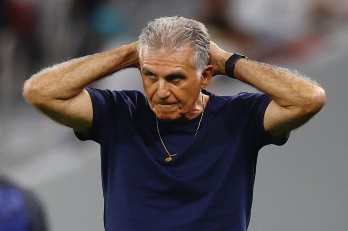 Pelatih Oman Kritik Pedas AFC: Terlalu Memanjakan Arab Saudi dan Qatar